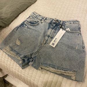 Zara vintage wash high rise short